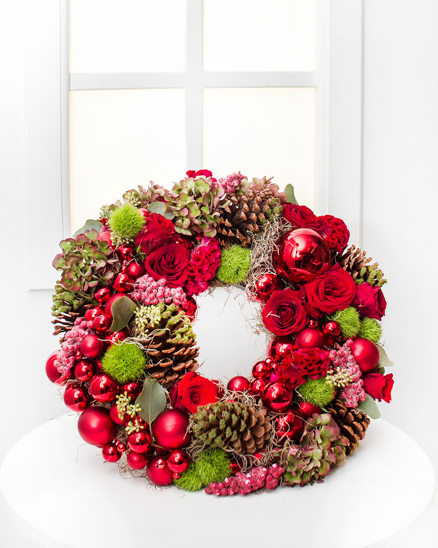 Shining Christmas Wreath